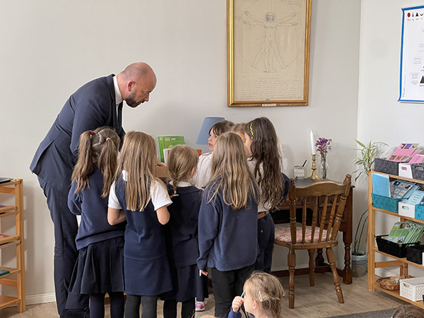 Jacek Sutryk prezydent miasta Wrocławia Montessori 1